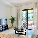 Lomas Del Club - Eaw Homes Appartement *